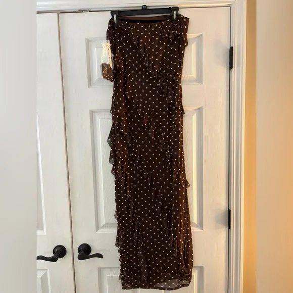 Sincerely Jules Brown Polka Dot Ruffle Maxi Dress size L - Picture 2 of 4